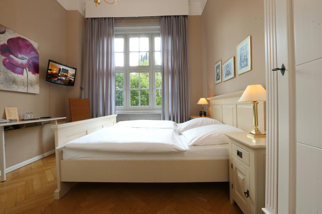 Hotel Amsterdam Гамбург Номер фото